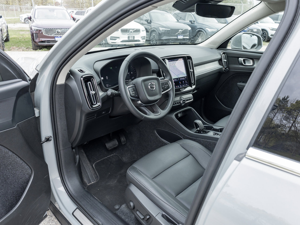 Volvo XC40 B5 AWD Core GREAT VALUE  FIN RATE 3.49%* UP TO 84M 2025-6