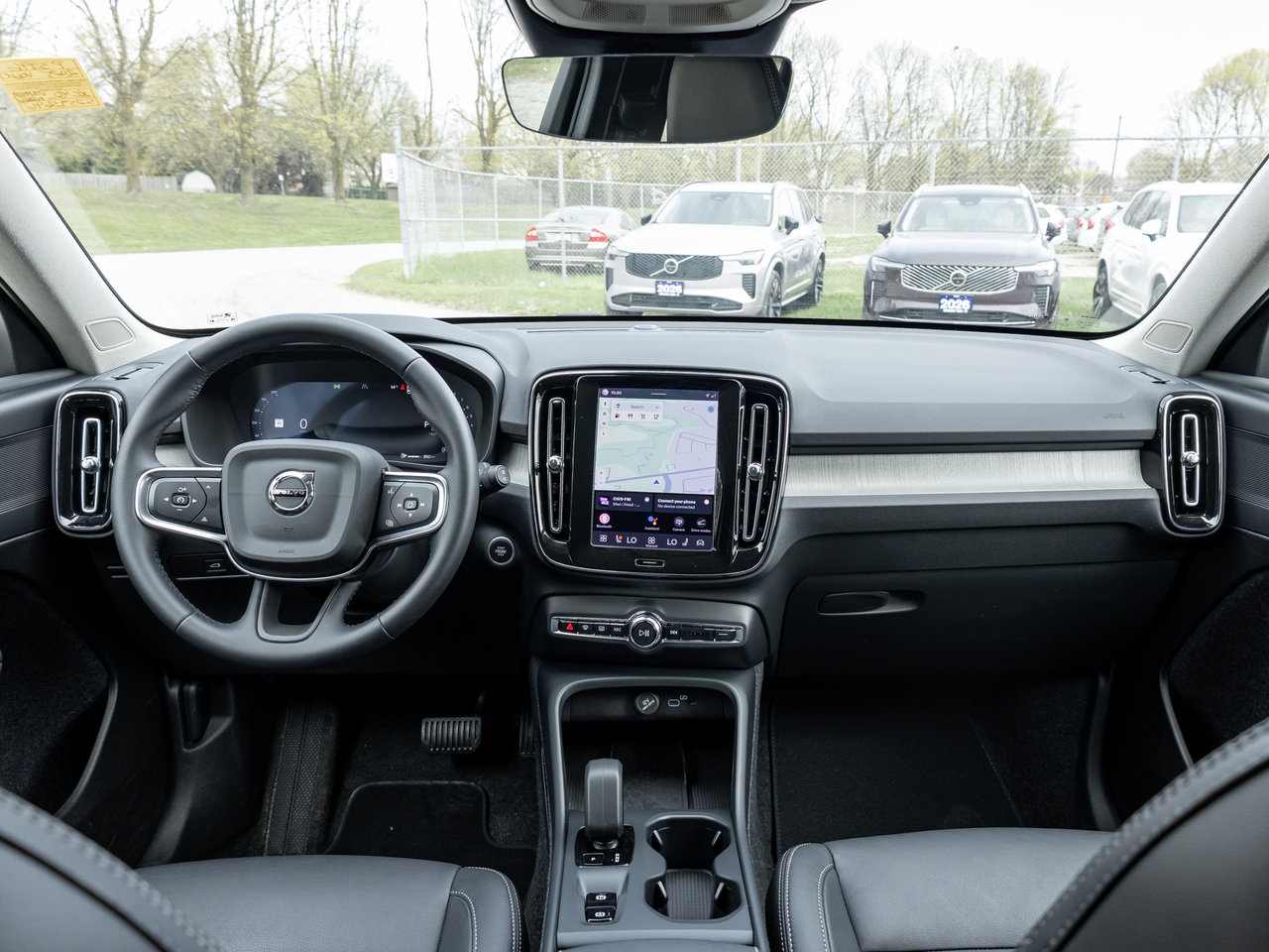 Volvo XC40 B5 AWD Core GREAT VALUE  FIN RATE 3.49%* UP TO 84M 2025-23