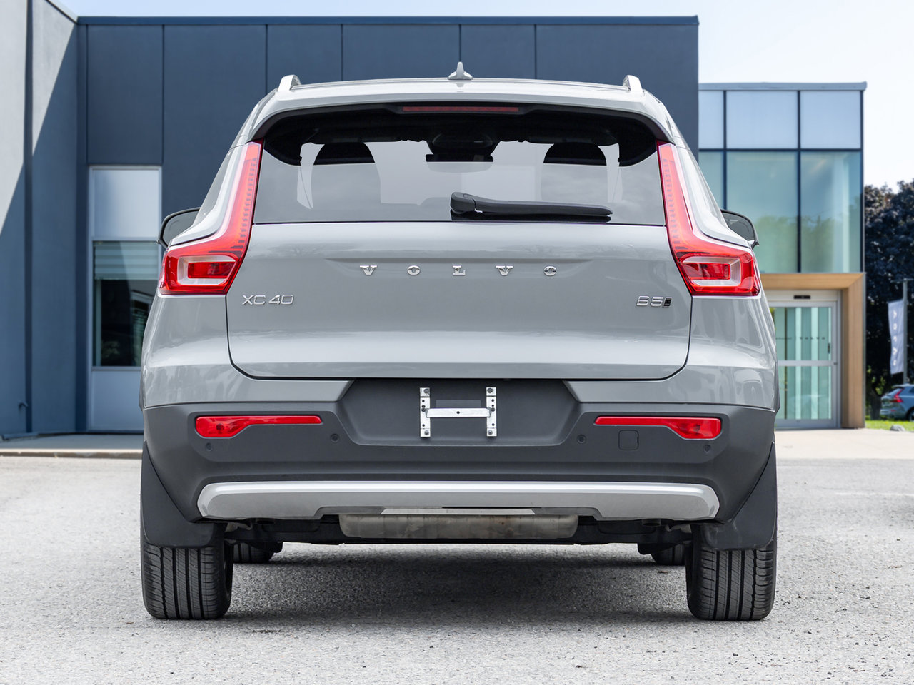 Volvo XC40 B5 AWD Core GREAT VALUE  FIN RATE 3.49%* UP TO 84M 2025-5