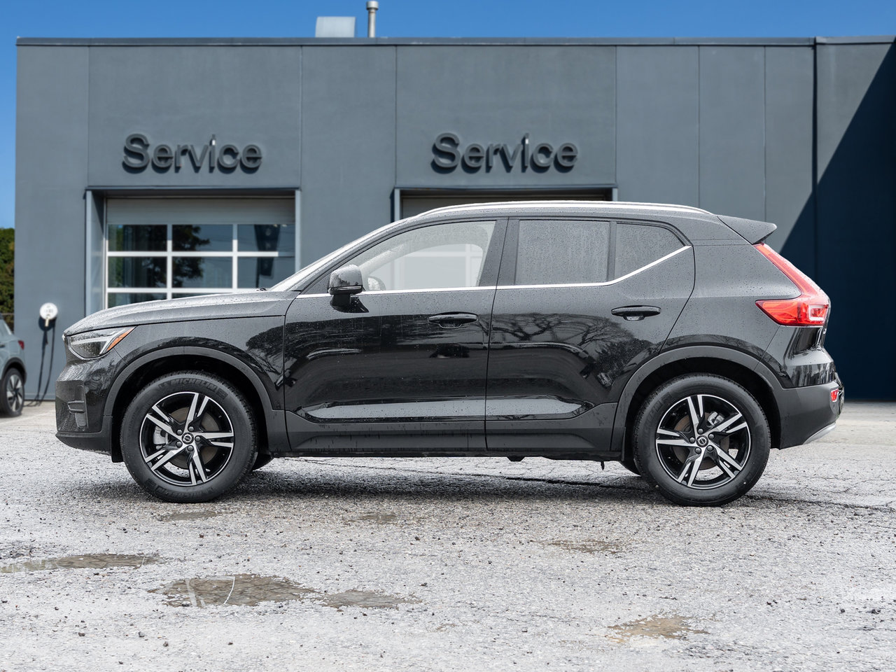 Volvo XC40 B5 AWD Core  CPOM RATE 3.49%* UP TO 84 MONTH 2025-2