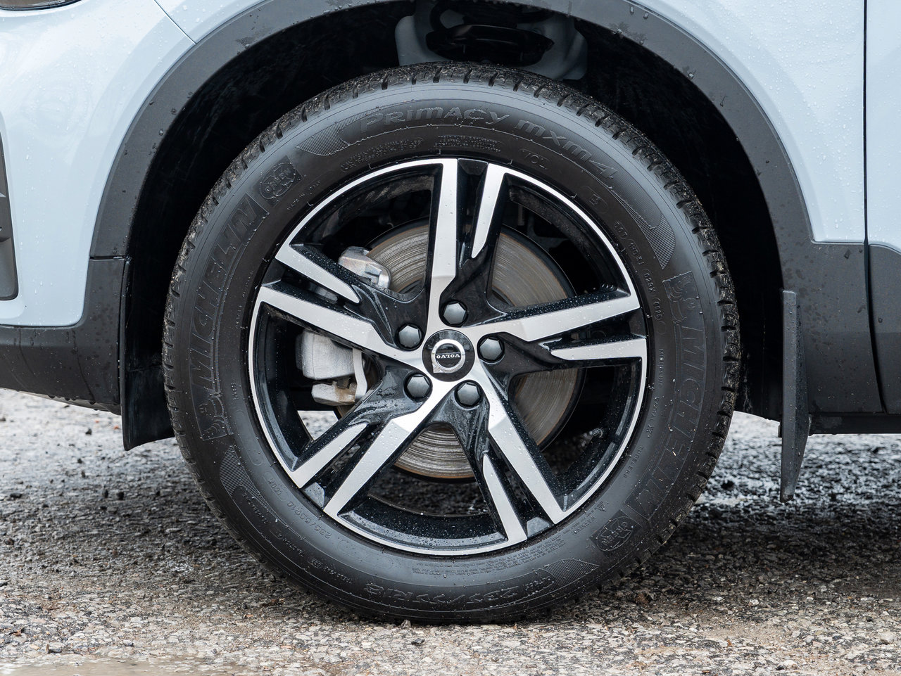 Volvo XC40 B5 AWD Core  CPO FIN RATE 3.49%*(84 MONTH) 2025-3