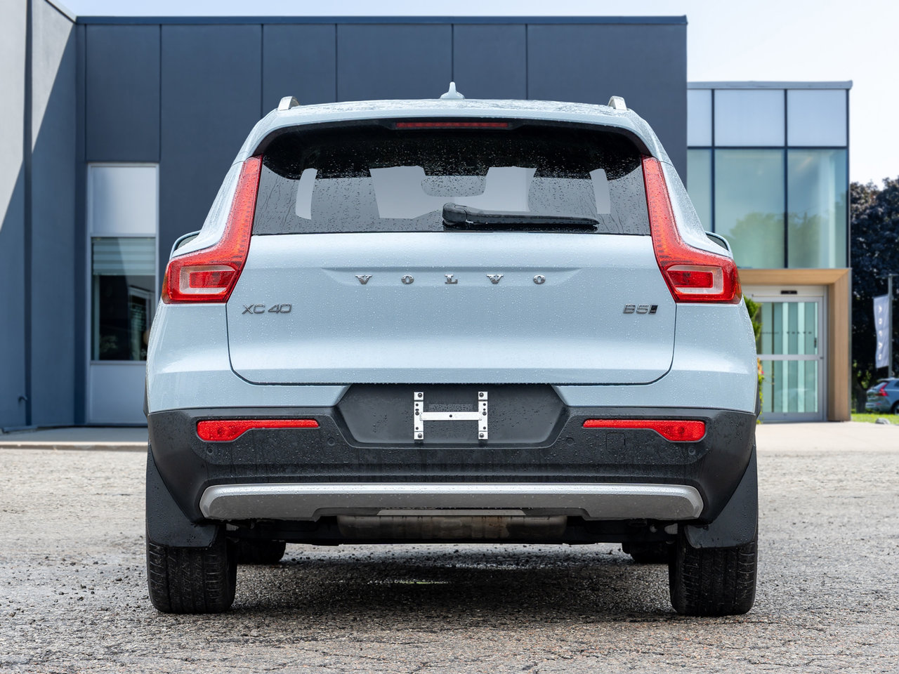 Volvo XC40 B5 AWD Core  CPO FIN RATE 3.49%*(84 MONTH) 2025-5