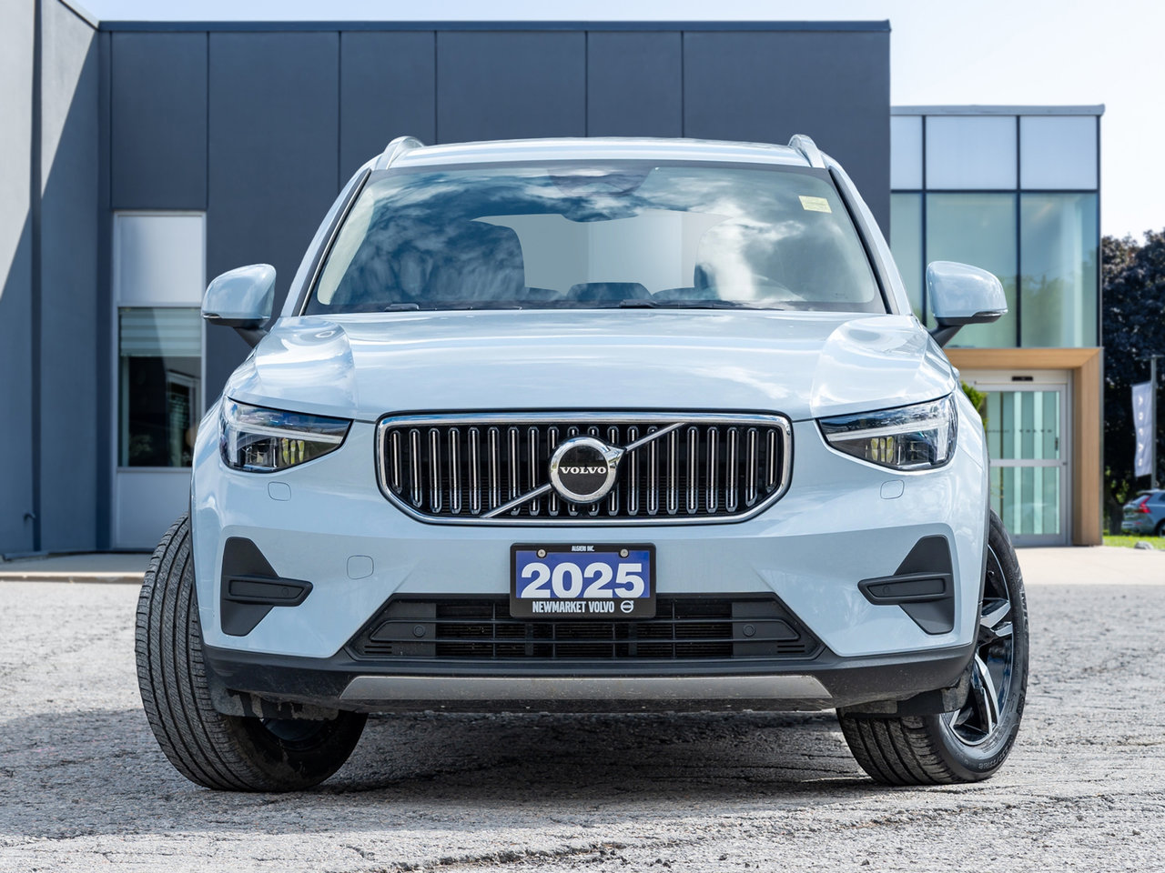 Volvo XC40 B5 AWD Core  CPO FINANCE RATE 3.49%* UPTO 84 MONTH 2025-1