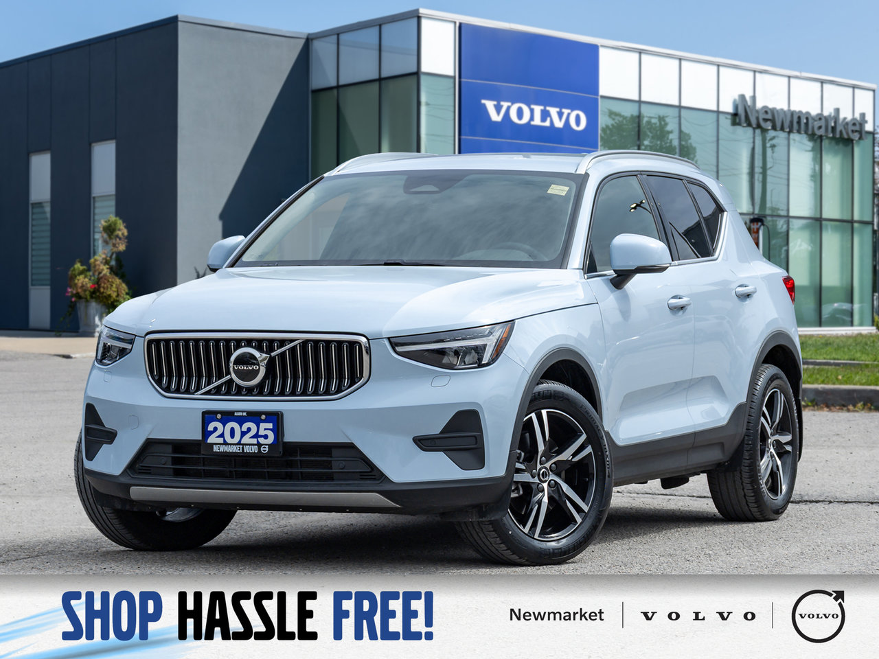 Volvo XC40 B5 AWD Core  CPO FINANCE RATE 3.49%* (84M) 2025-0