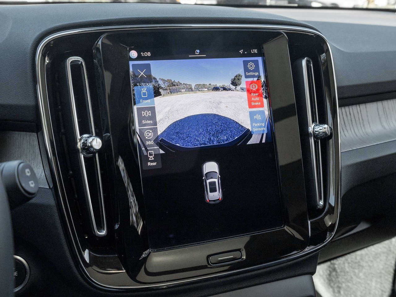 2025 Volvo XC40 PLUS^NOT Ex-Daily Rental^OFF LEASE^Rate fr 2.99%*-14