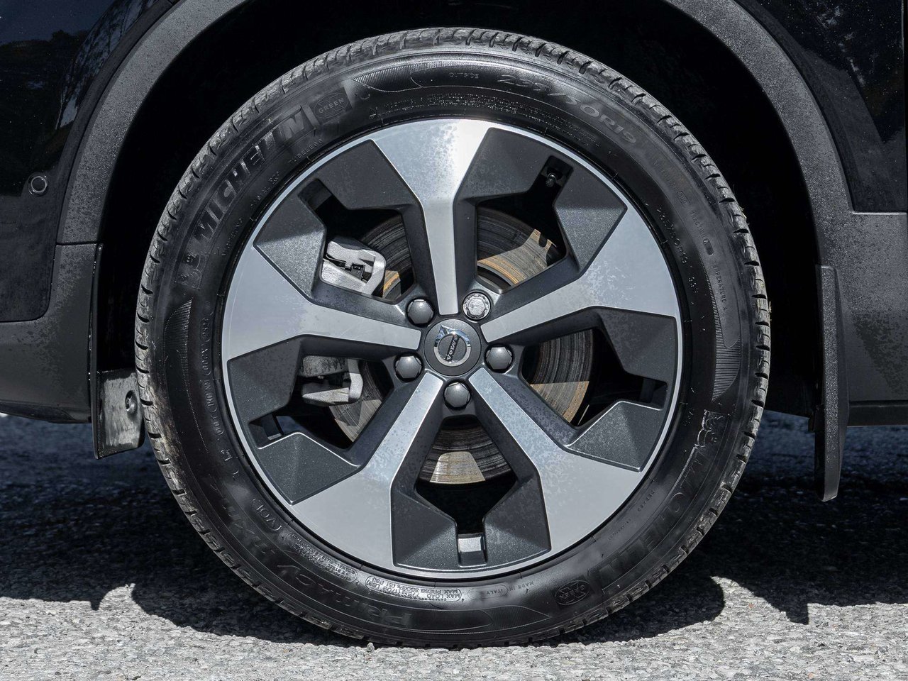 2025 Volvo XC40 PLUS^NOT Ex-Daily Rental^OFF LEASE^Rate fr 2.99%*-4