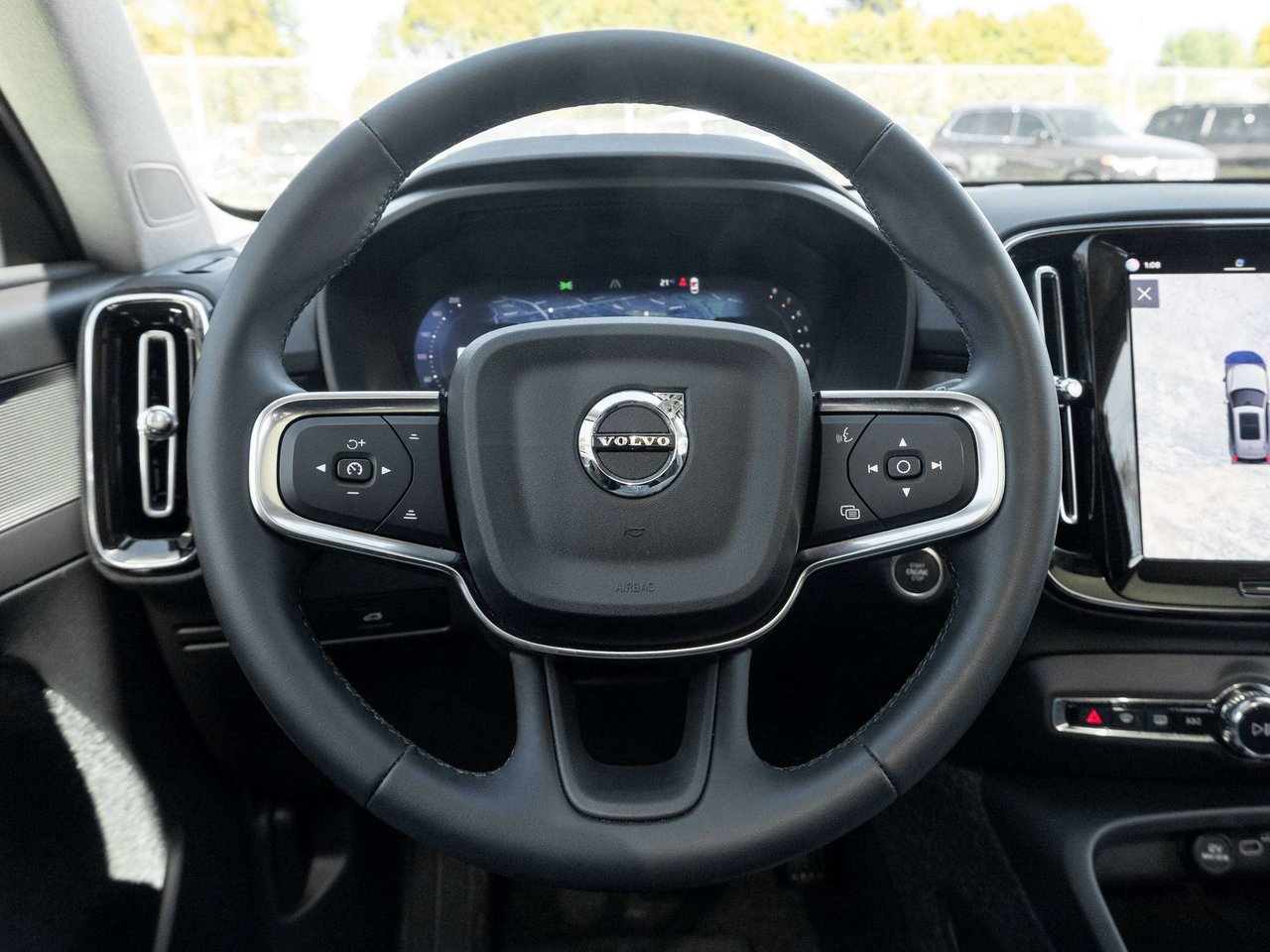 2025 Volvo XC40 PLUS^NOT Ex-Daily Rental^OFF LEASE^Rate fr 2.99%*-8