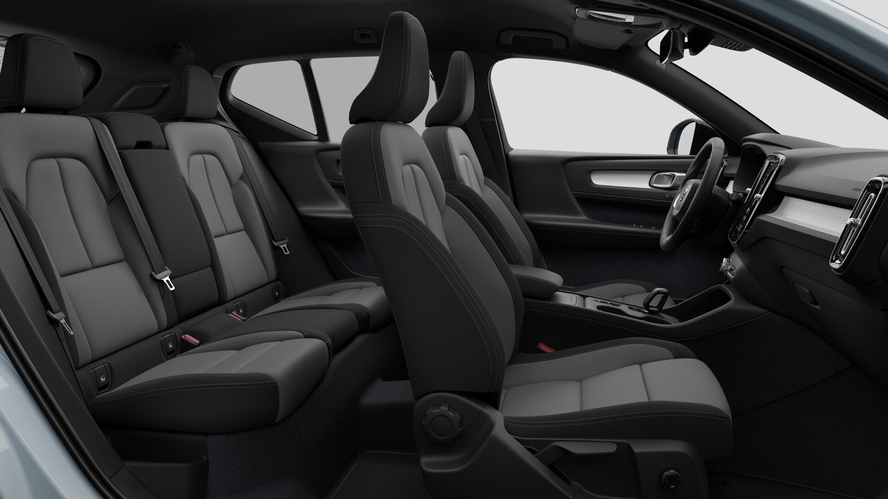 2026 Volvo XC40 B5 AWD Core Dark Theme-12