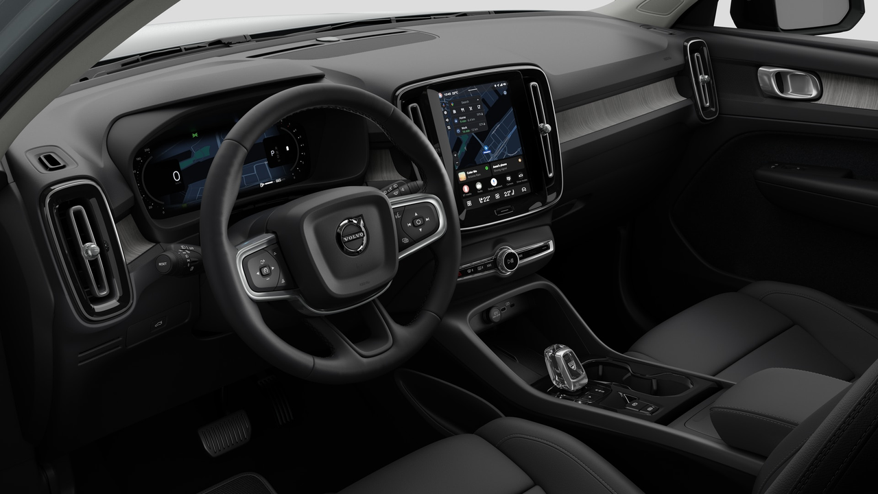 2026 Volvo XC40 B5 AWD Plus Dark Theme-9