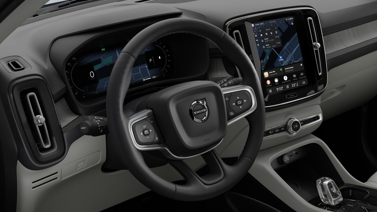 2026 Volvo XC40 B5 AWD Plus Dark Theme-13