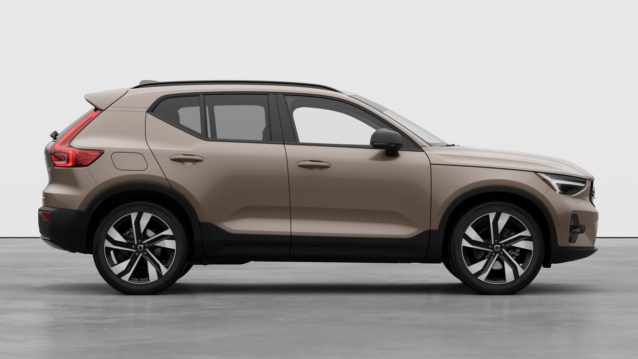 Volvo XC40 B5 AWD Ultra Dark Theme 2026-6