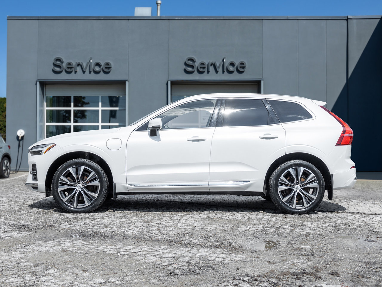Volvo XC60 Plug-In Hybrid T8 eAWD PHEV Inscription Exp  NEW TIRES & BRAKES 2022-2