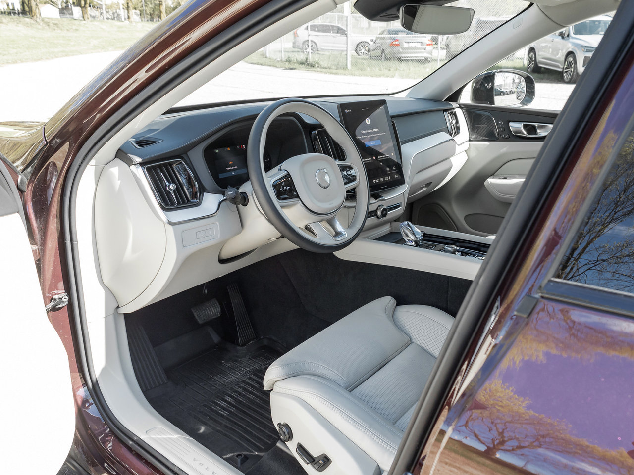 2026 Volvo XC60 Plug-In Hybrid T8 AWD Ultra Dark Theme  EXEC DEMO  LIKE NEW-7