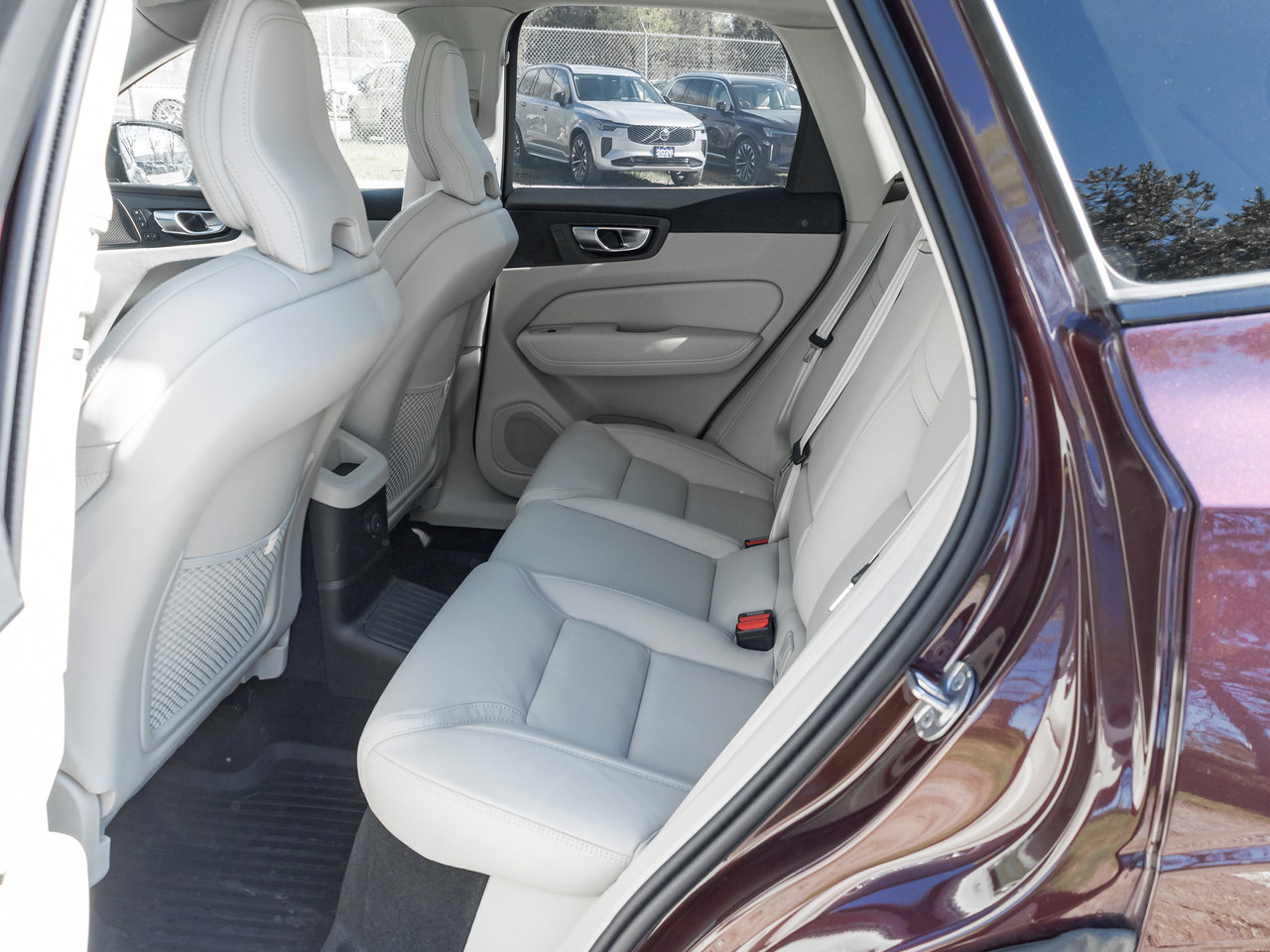 2026 Volvo XC60 Plug-In Hybrid T8 AWD Ultra Dark Theme  EXEC DEMO  LIKE NEW-24