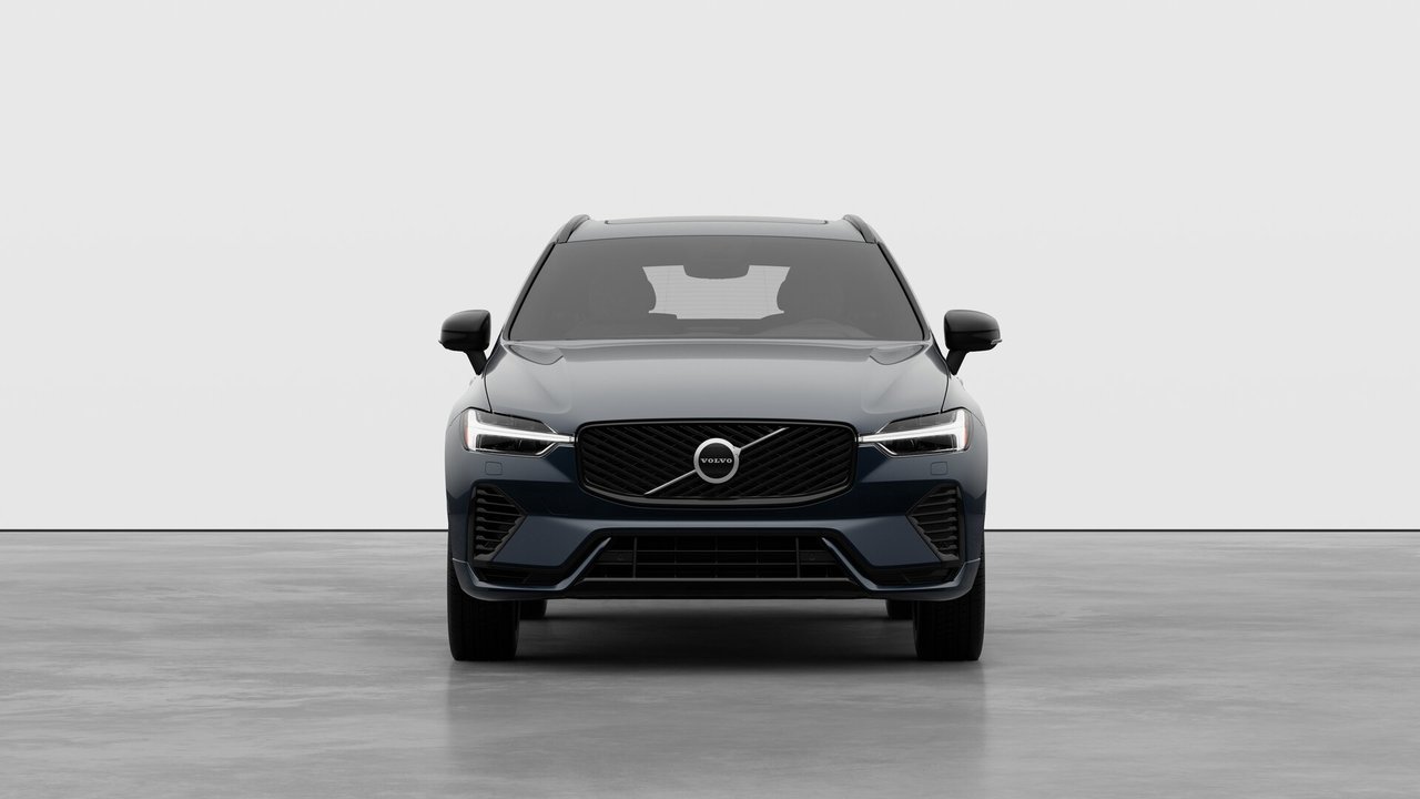 Volvo XC60 Plug-In Hybrid T8 AWD Core Dark Theme 2026-4