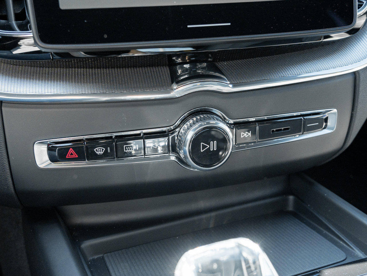Volvo XC60 Plug-In Hybrid T8 AWD POLESTAR ENGINEERED  CPO  LIMITED SUPPLY 2026-23
