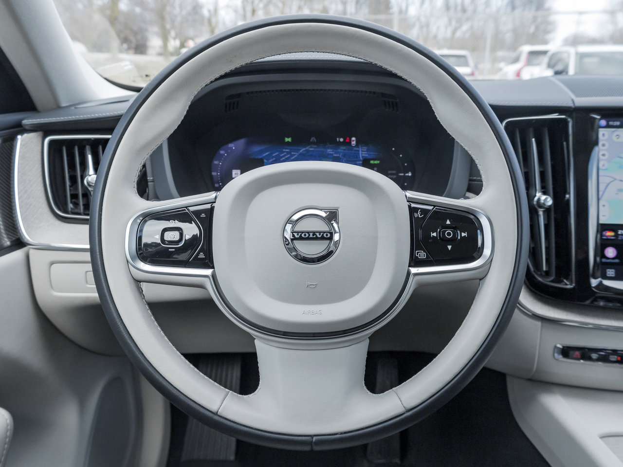 2024 Volvo XC60 Recharge T8 eAWD PHEV ULTIMATE  OFF LEASE  ONE OWNER  CPO-8