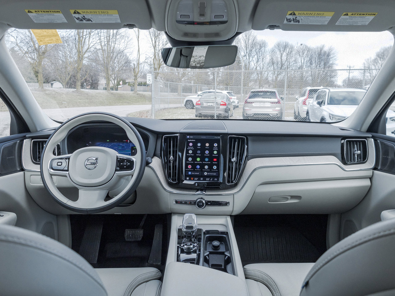 2024 Volvo XC60 Recharge T8 eAWD PHEV ULTIMATE  OFF LEASE  ONE OWNER  CPO-26