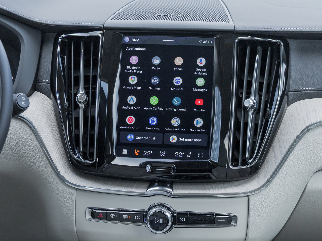 2024 Volvo XC60 Recharge T8 eAWD PHEV ULTIMATE  OFF LEASE  ONE OWNER  CPO-27