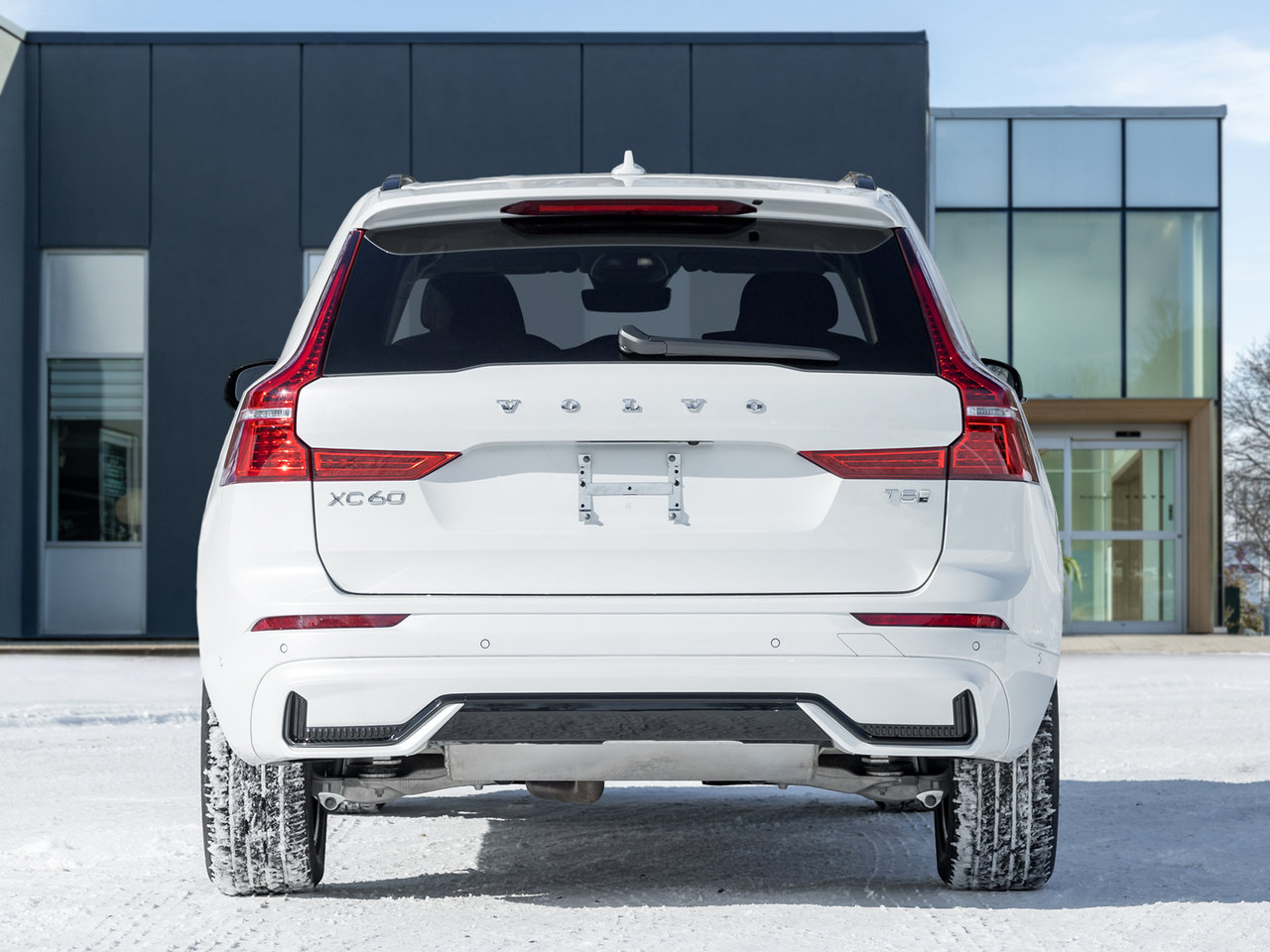 2025 Volvo XC60 Recharge T8 AWD Plus  HYBRID  ELIMINATION RANGE ANXIETY-5