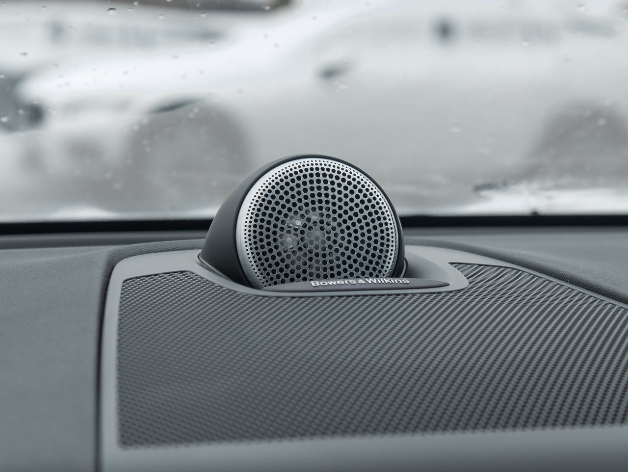 Volvo XC60 B6 AWD R-Design  BOWER & WILKINS  21 ALLOY WHEEL 2022-23