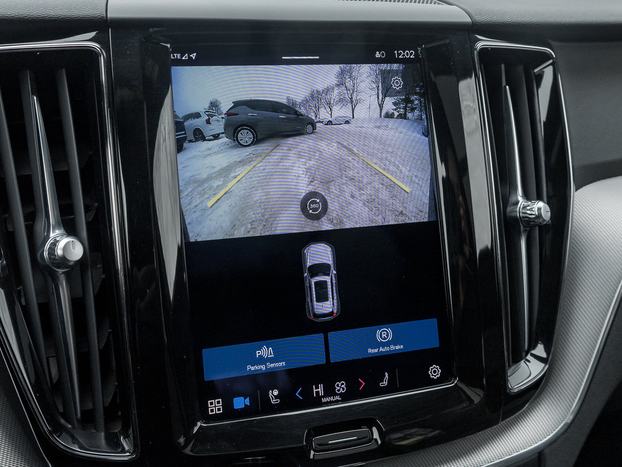 Volvo XC60 B6 AWD R-Design  BOWER & WILKINS  21 ALLOY WHEEL 2022-13