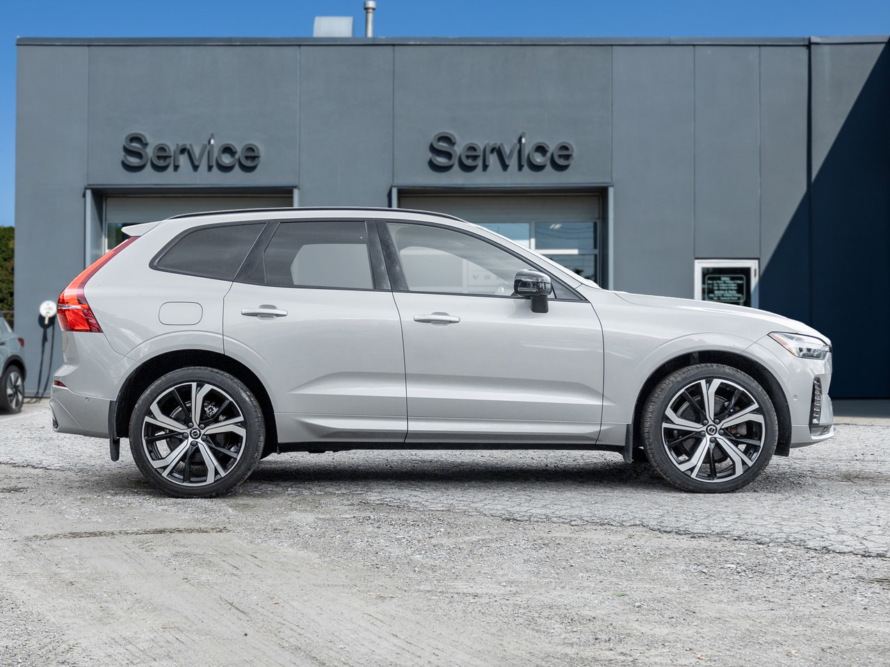 Volvo XC60 B6 AWD R-Design  BOWER & WILKINS  21 ALLOY WHEEL 2022-4