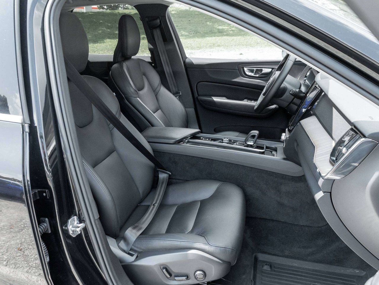 Volvo XC60 Inscription Expression 2022-24