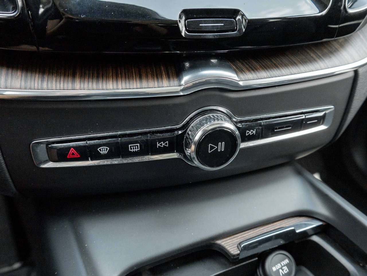 Volvo XC60 Inscription Expression 2022-20