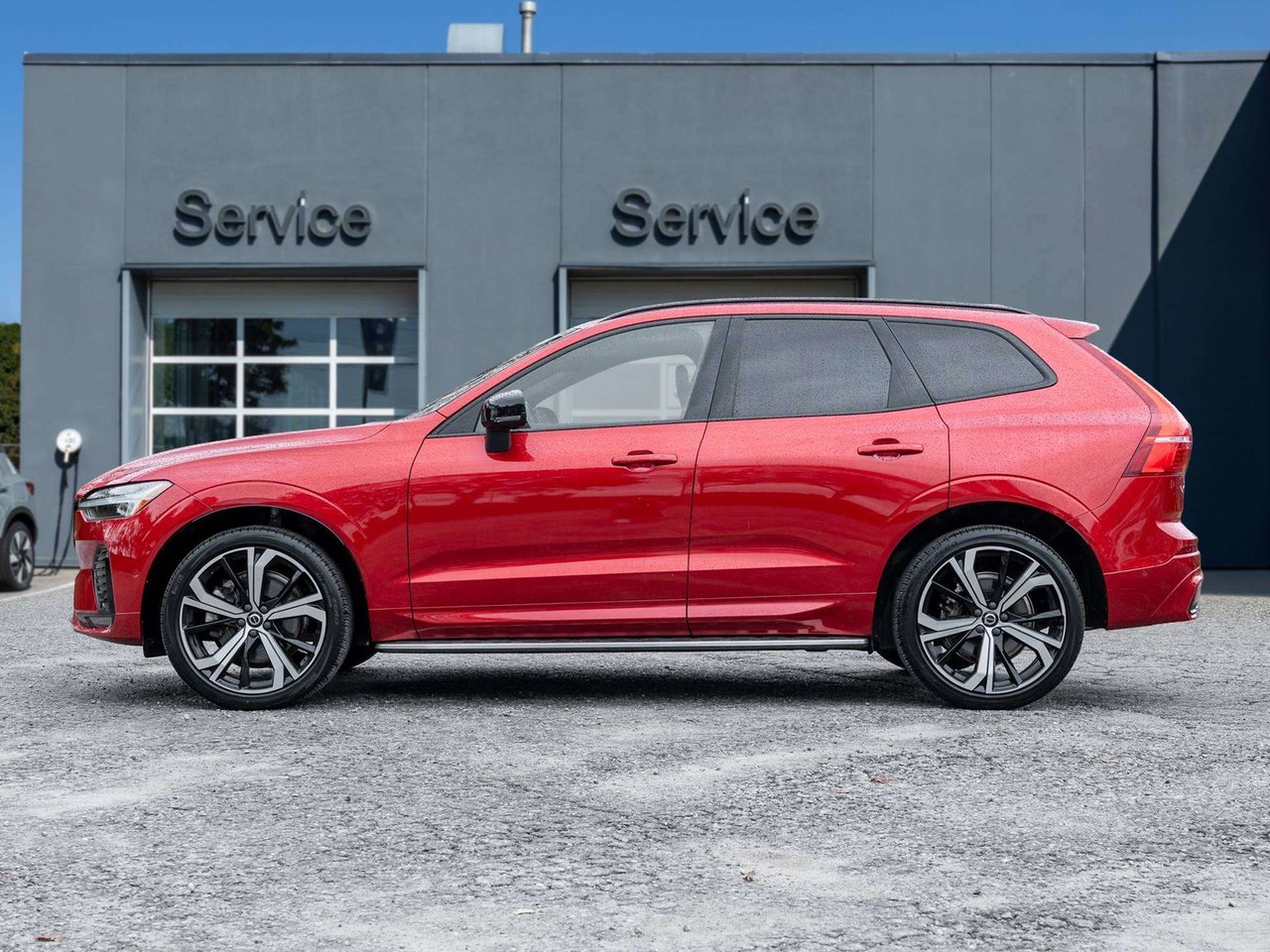2022 Volvo XC60 R-Design-2