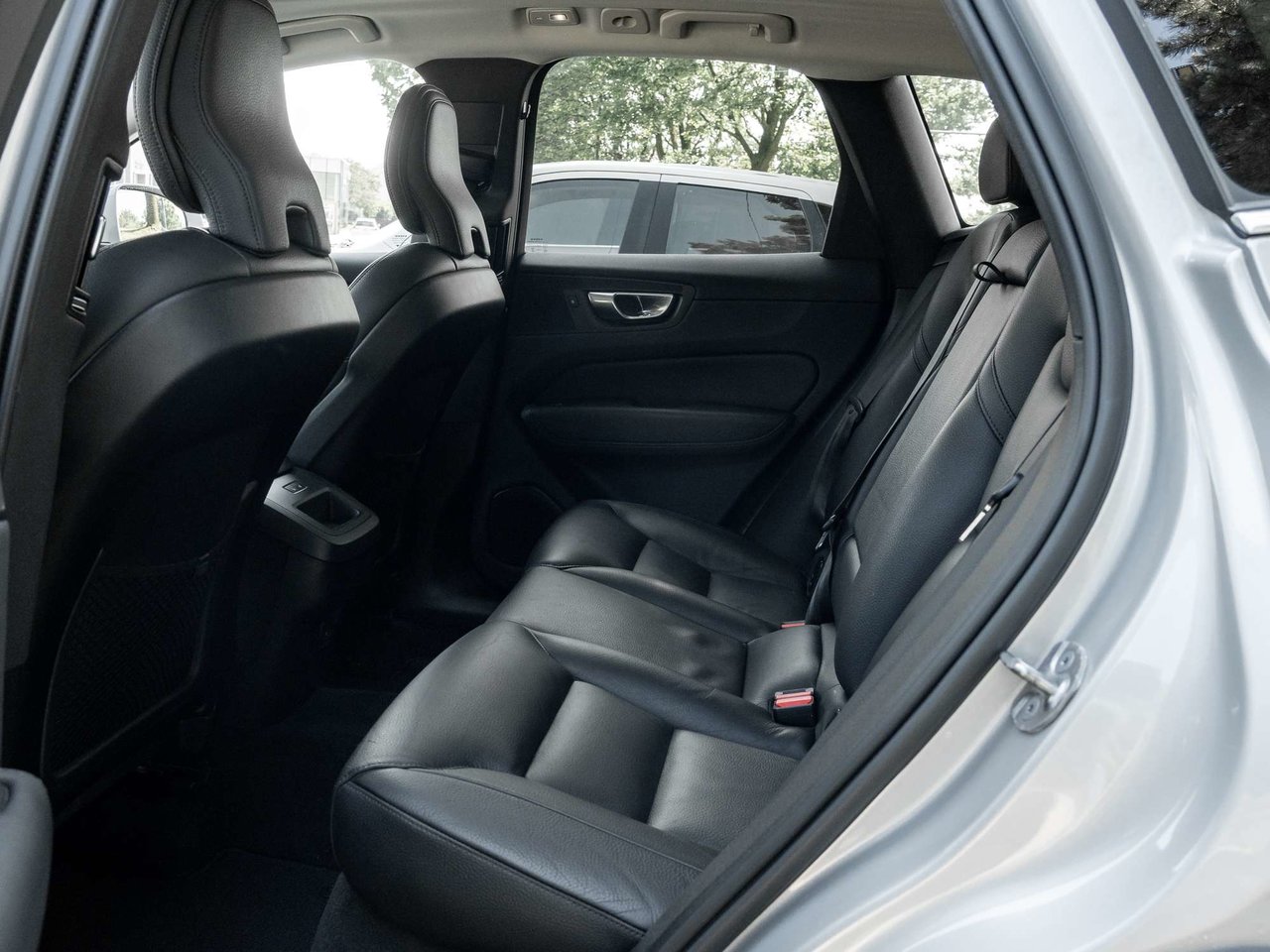 2023 Volvo XC60 Plus Bright Theme-21