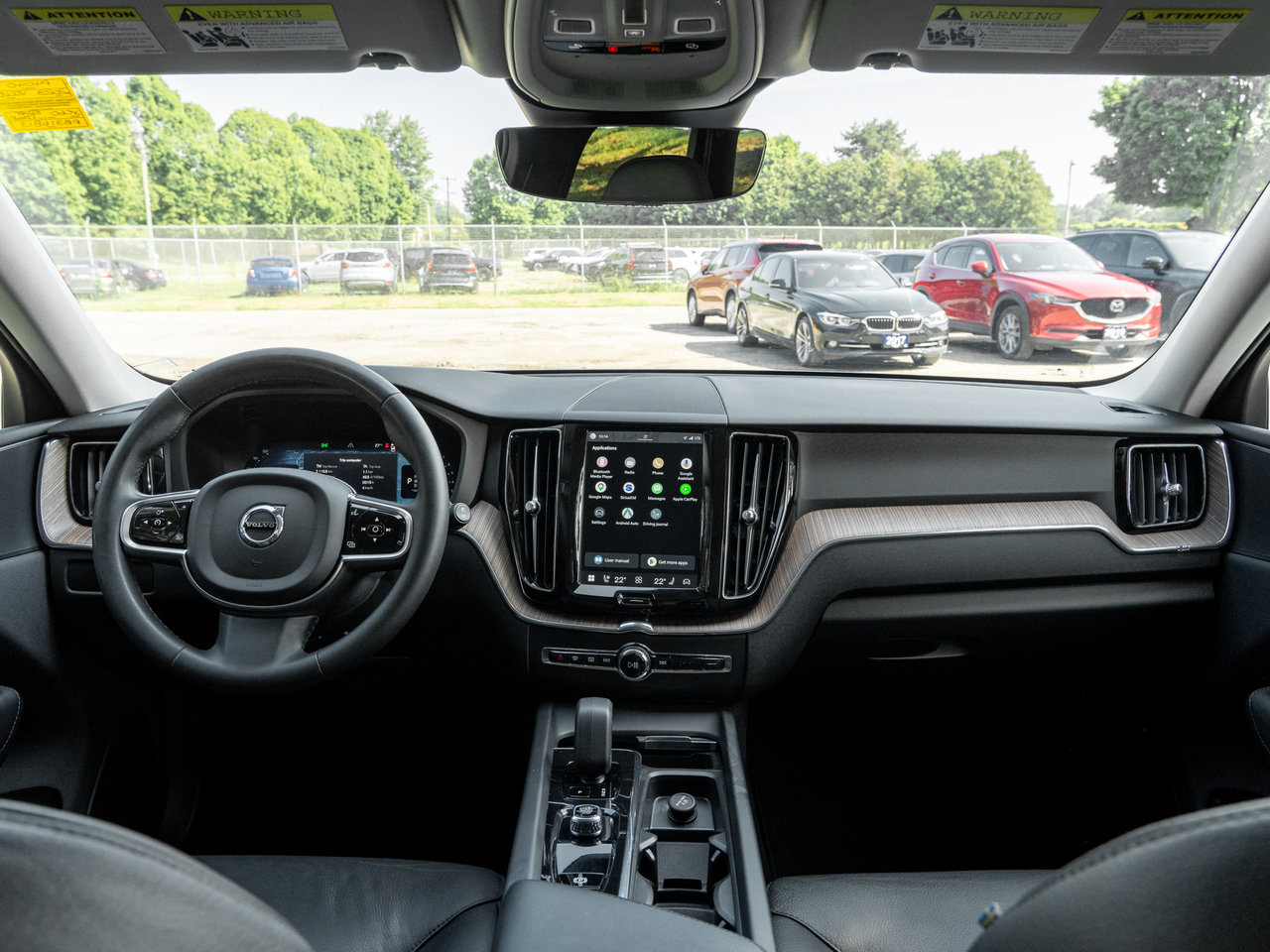 2023 Volvo XC60 B6 AWD PLUS  OFF LEASE  ACCIDENTS FREE-23