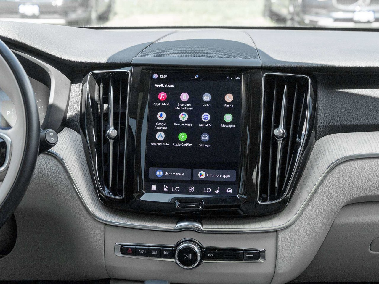 2023 Volvo XC60 Plus Bright Theme-20