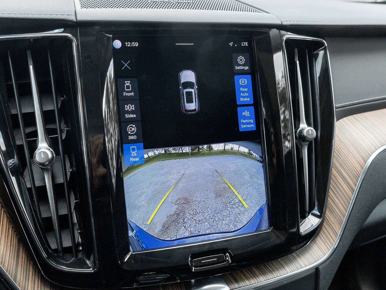 2023 Volvo XC60 Ultimate Bright Theme-12