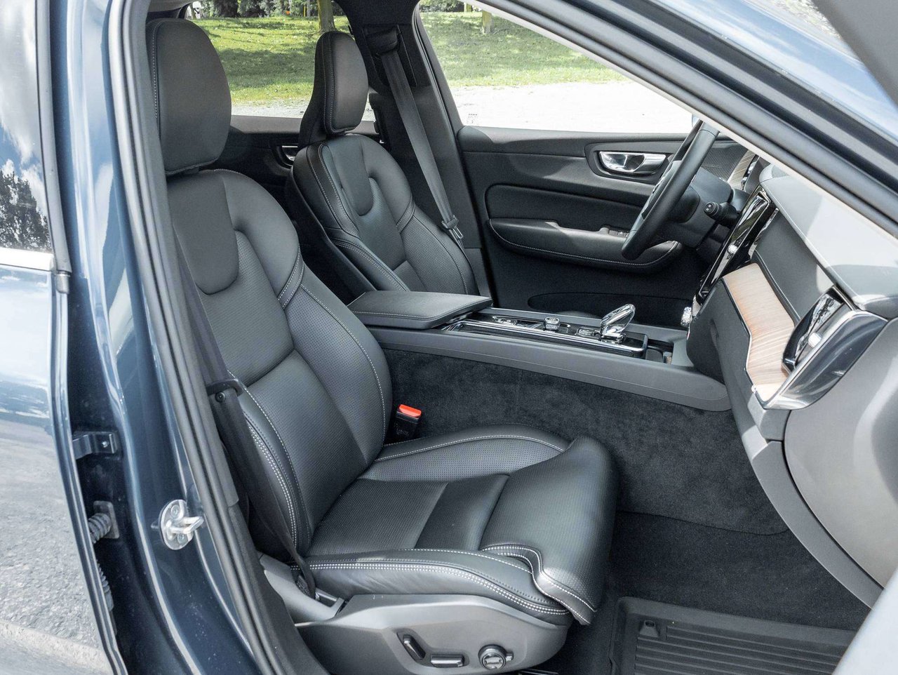 2023 Volvo XC60 Ultimate Bright Theme-22