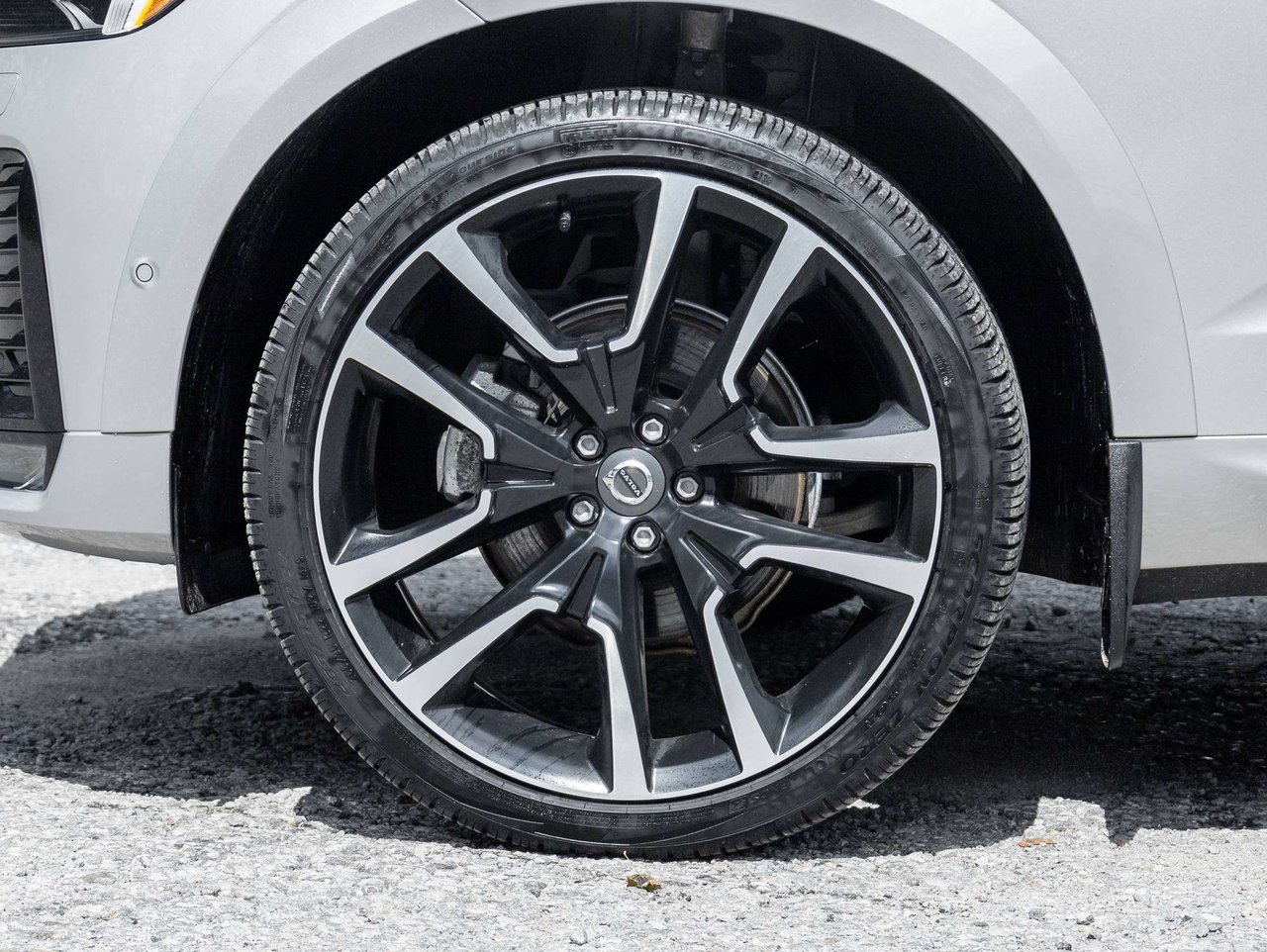 Volvo XC60 ULTIMATE  LOW KM  22 ALLOY WHEELS  RATE fr 2.99%* 2024-3
