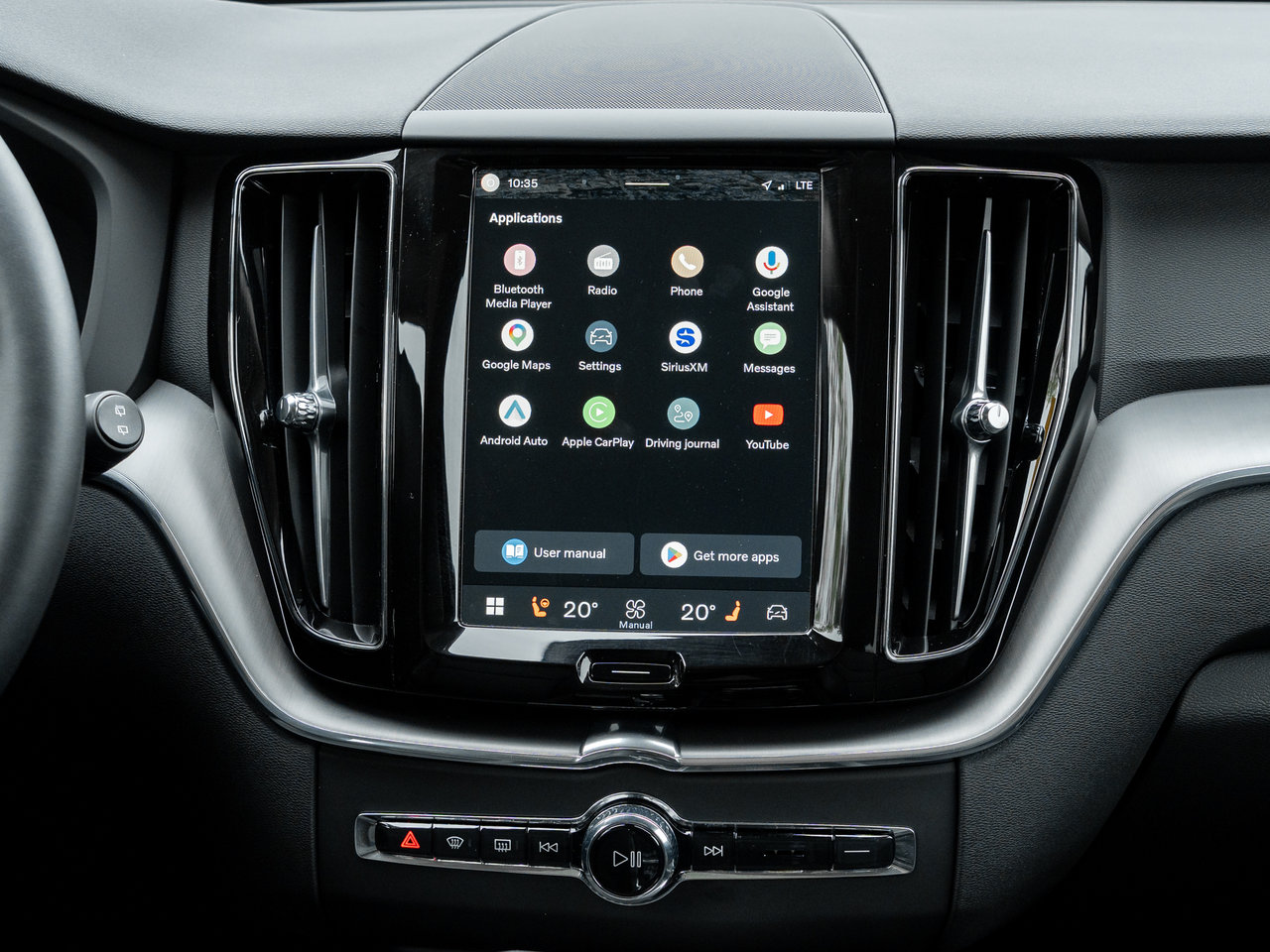 2025 Volvo XC60 B5 AWD Core  LIKE NEW  VOLVO CPO RATE FR 3.49%*-23