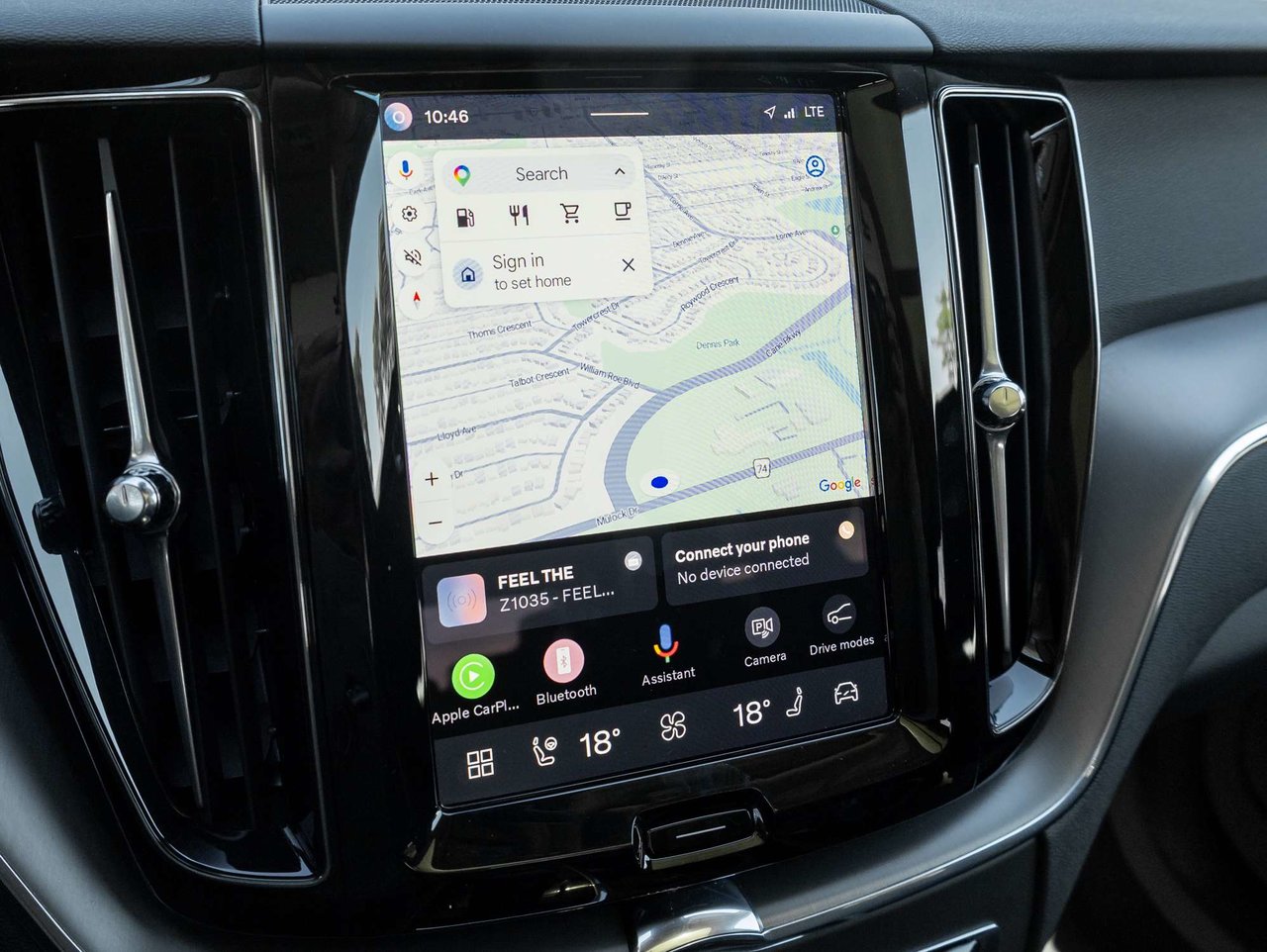 2025 Volvo XC60 Core Dark Theme-10