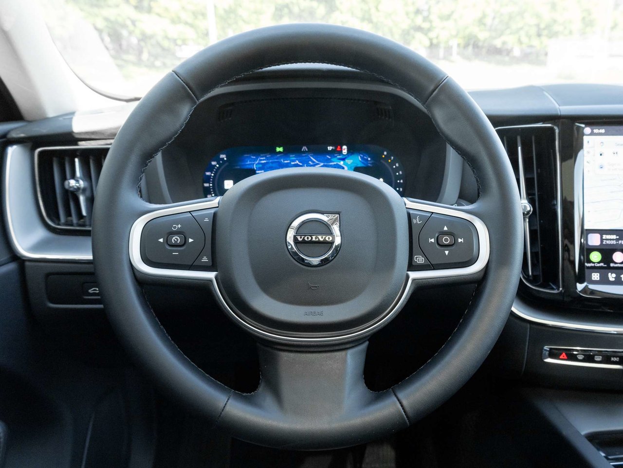 2025 Volvo XC60 Core Dark Theme-7