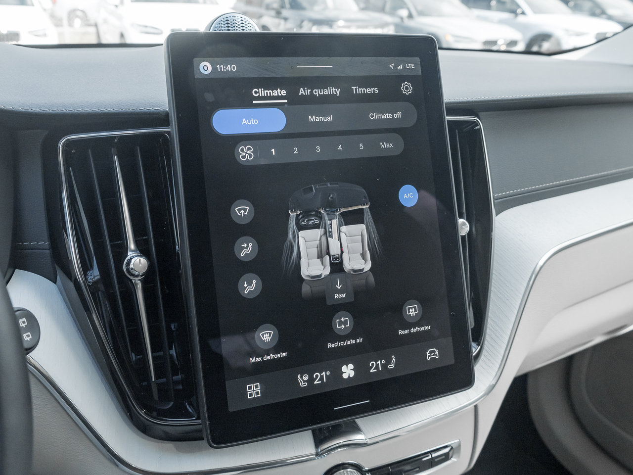 2026 Volvo XC60 B5 AWD ULTRA  BOWER & WILKINS  MASSAGE SEATS-20