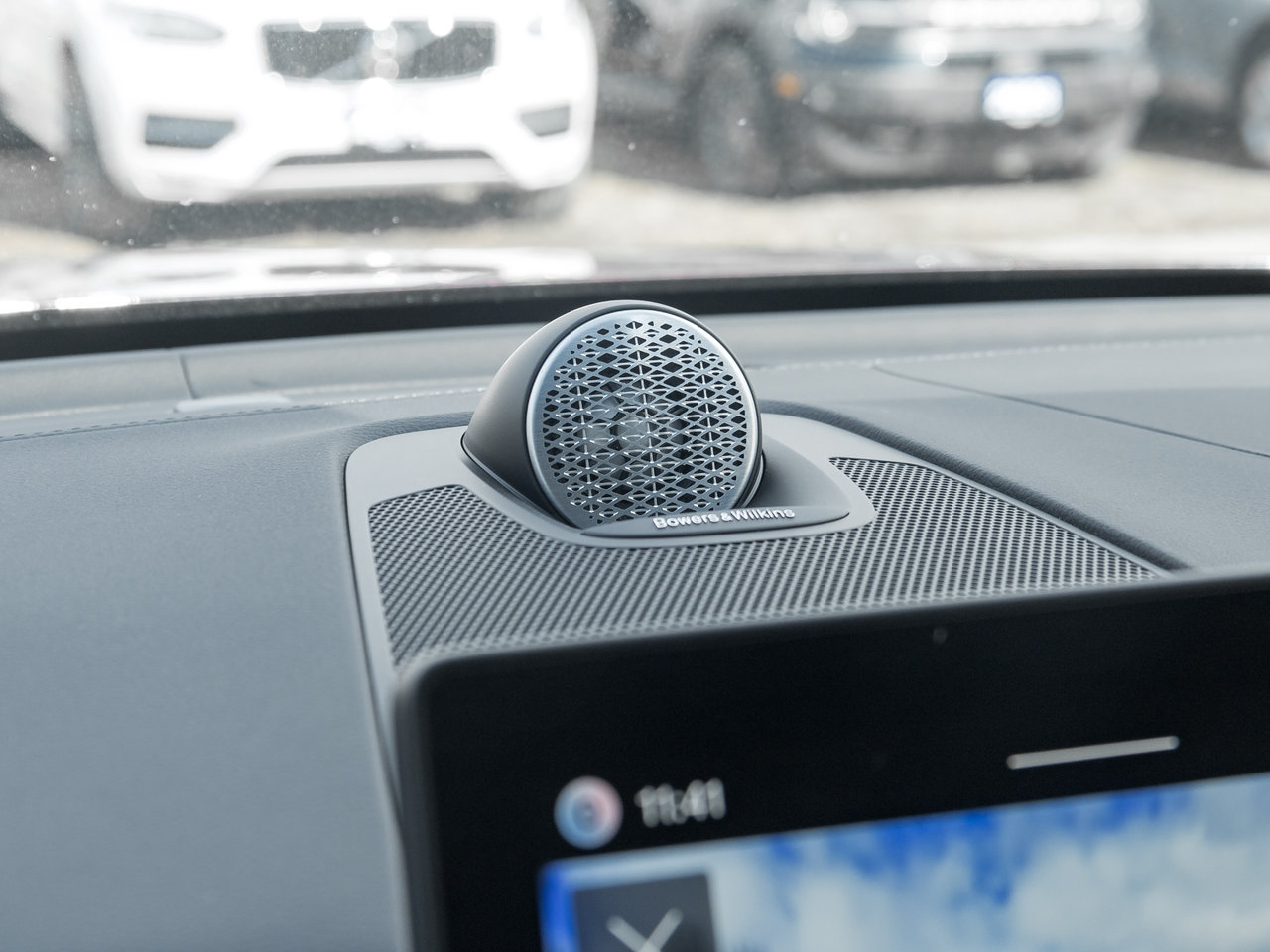 2026 Volvo XC60 B5 AWD ULTRA  BOWER & WILKINS  MASSAGE SEATS-22