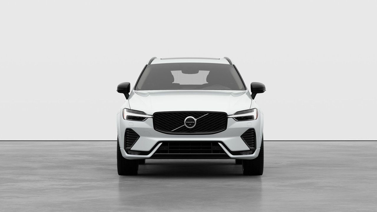 2026 Volvo XC60 B5 AWD Ultra Dark Theme-4