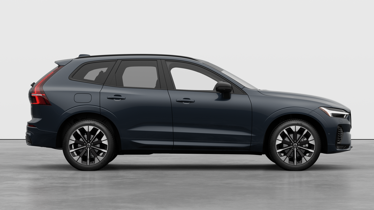 2026 Volvo XC60 B5 AWD Ultra Dark Theme-6
