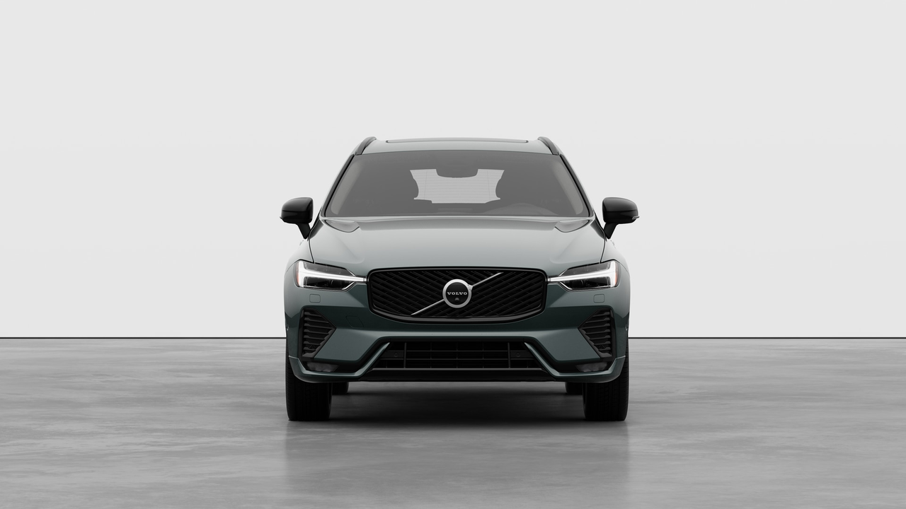 2027 Volvo XC60 B5 AWD Plus Dark Theme-4