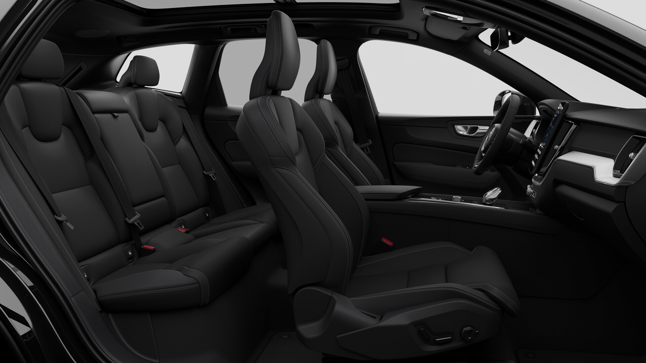 2027 Volvo XC60 B5 AWD Ultra Black Edition-12