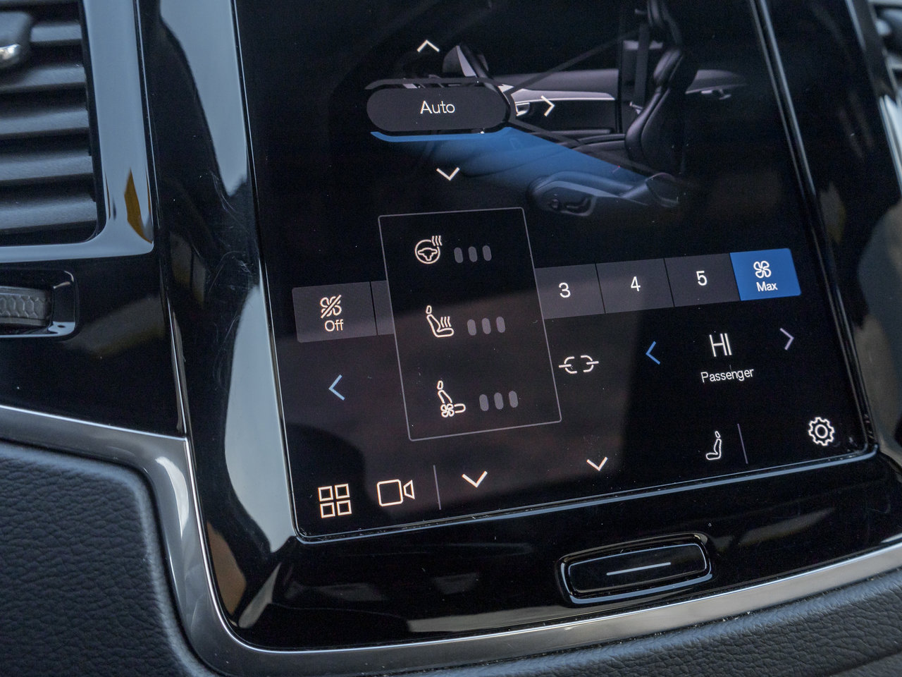 2024 Volvo XC90 Hybrid T8 eAWD PHEV Ultimate 7-Seater TRADE IN  VOLVO CPO-22