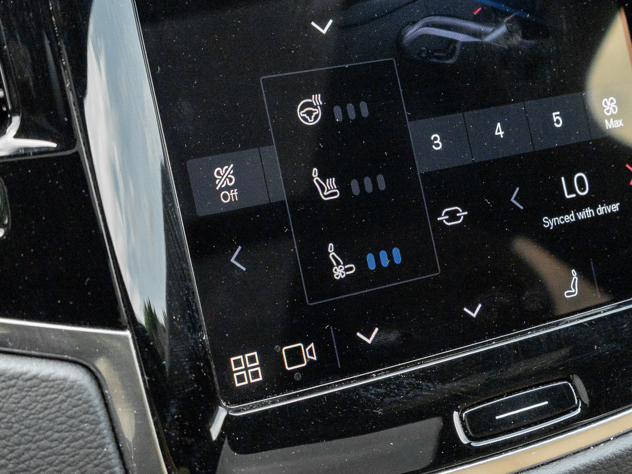 2024 Volvo XC90 Hybrid T8 eAWD PHEV Ultimate 7-Seater TRADE IN  VOLVO CPO-21