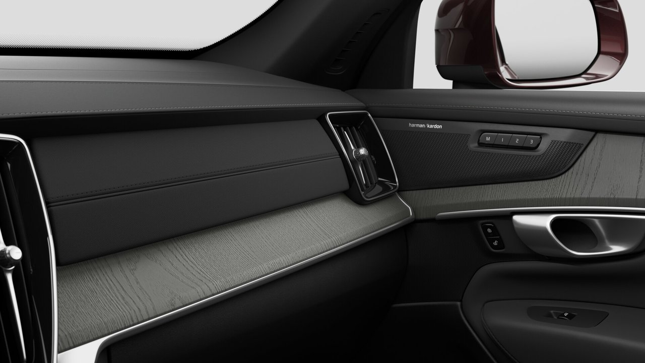 2027 Volvo XC90 Plug-In Hybrid T8 AWD Ultra Bright Theme 6-Seater-8