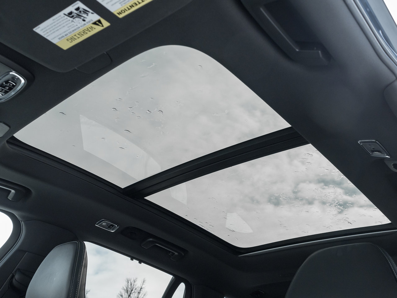 2022 Volvo XC90 Recharge T8 eAWD PHEV R-Design EXTENDED RANGE  VOLVO CPO-8