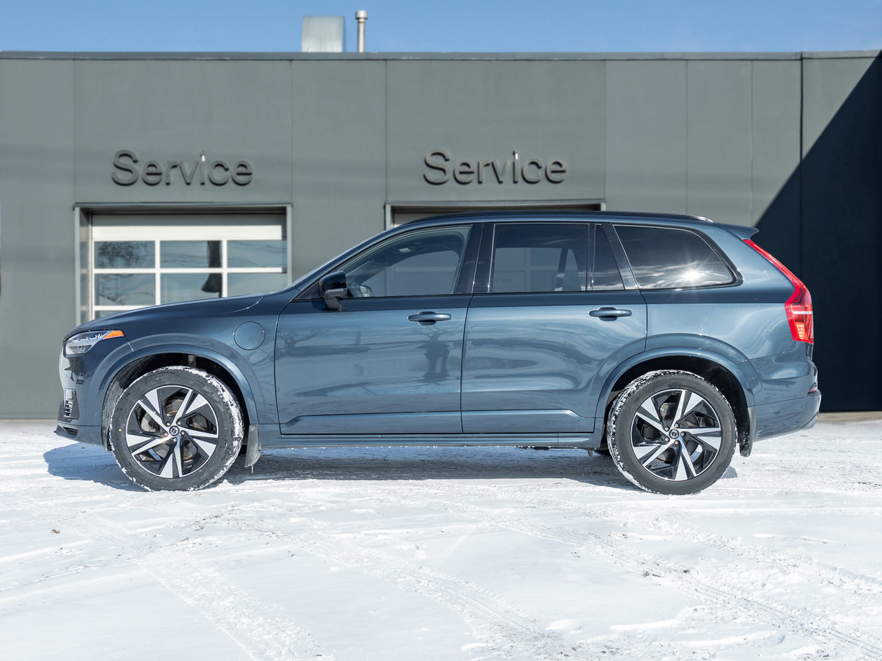 2022 Volvo XC90 Recharge T8 eAWD PHEV R-Design EXTENDED RANGE  VOLVO CPO-3